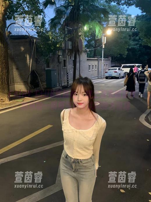 FAIRY CLUB妖精社 - 穿上泳衣的苏伟：拍照的一瞬间与自我认同的大碰撞
